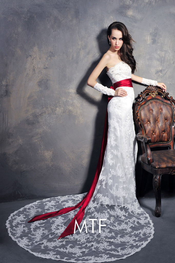 满庭芳 欧美抹胸蕾丝鱼尾性感新娘婚纱礼服s1209图片_3