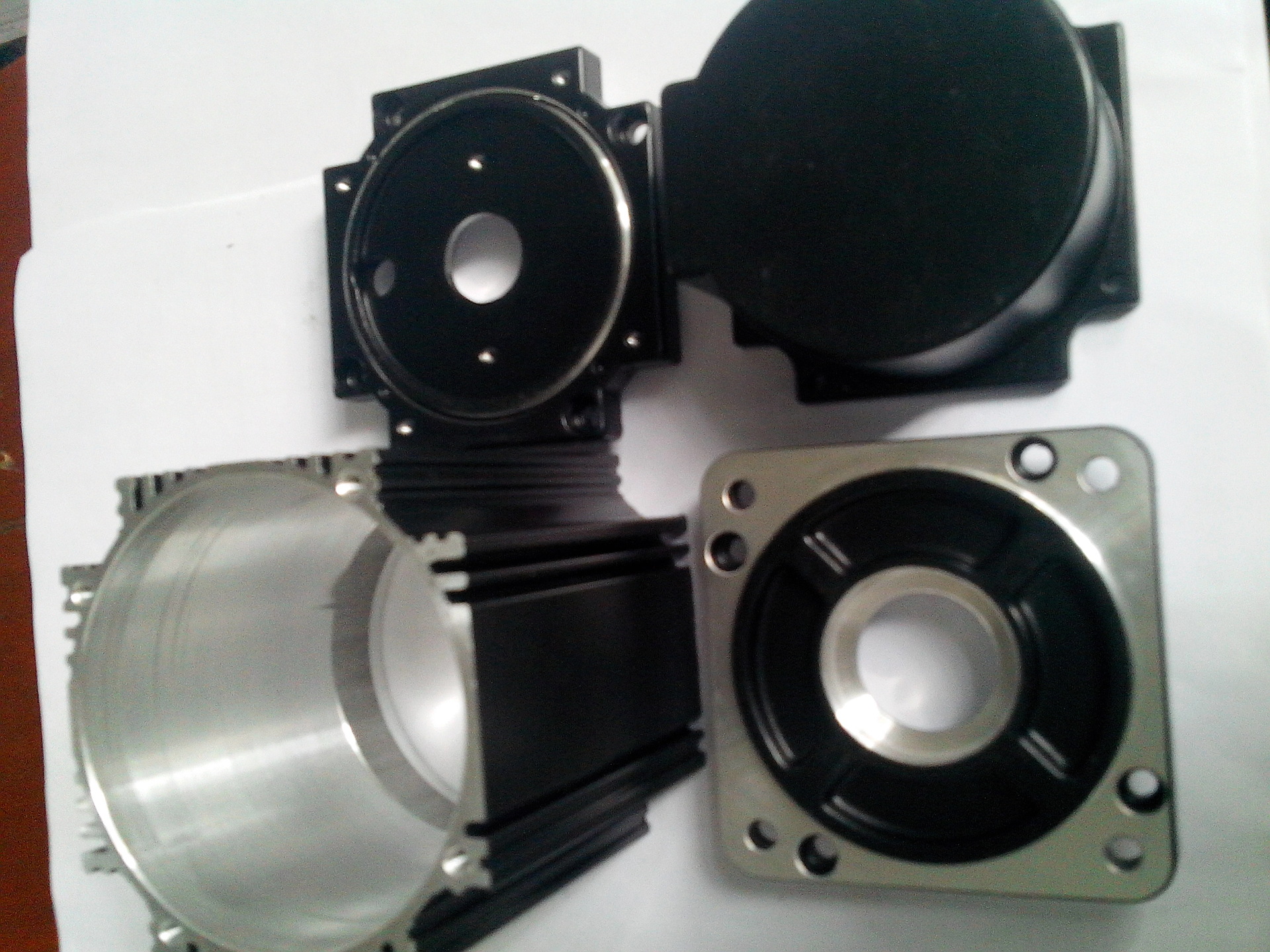 130伺服电机端盖