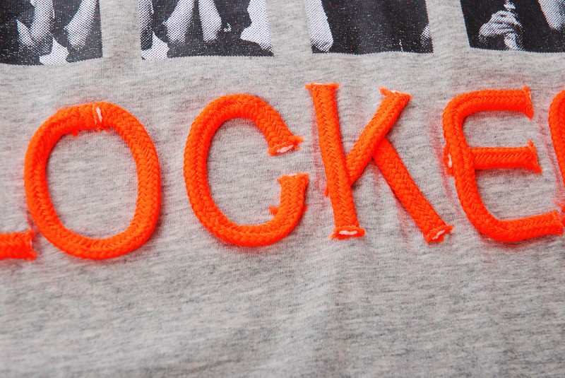 [供应]3月20日 t_two韩版字母人物图纯棉打底衫女圆领套头短袖t恤批发