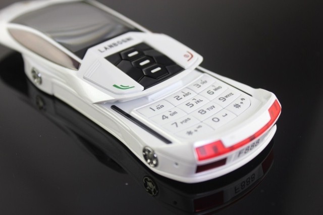 国产精品 升级版滑盖f8 兰博基尼跑车手机 小巧易携带图片,国产精品 