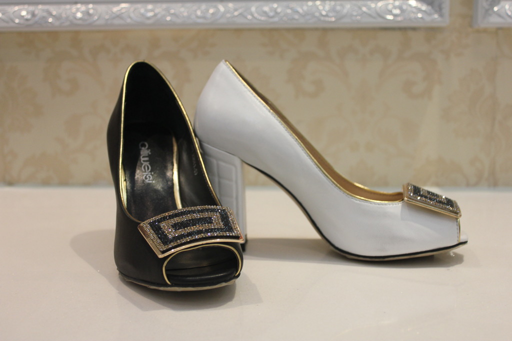 ailiweisi 爱丽维斯 2013 广州真皮高跟女鞋a款