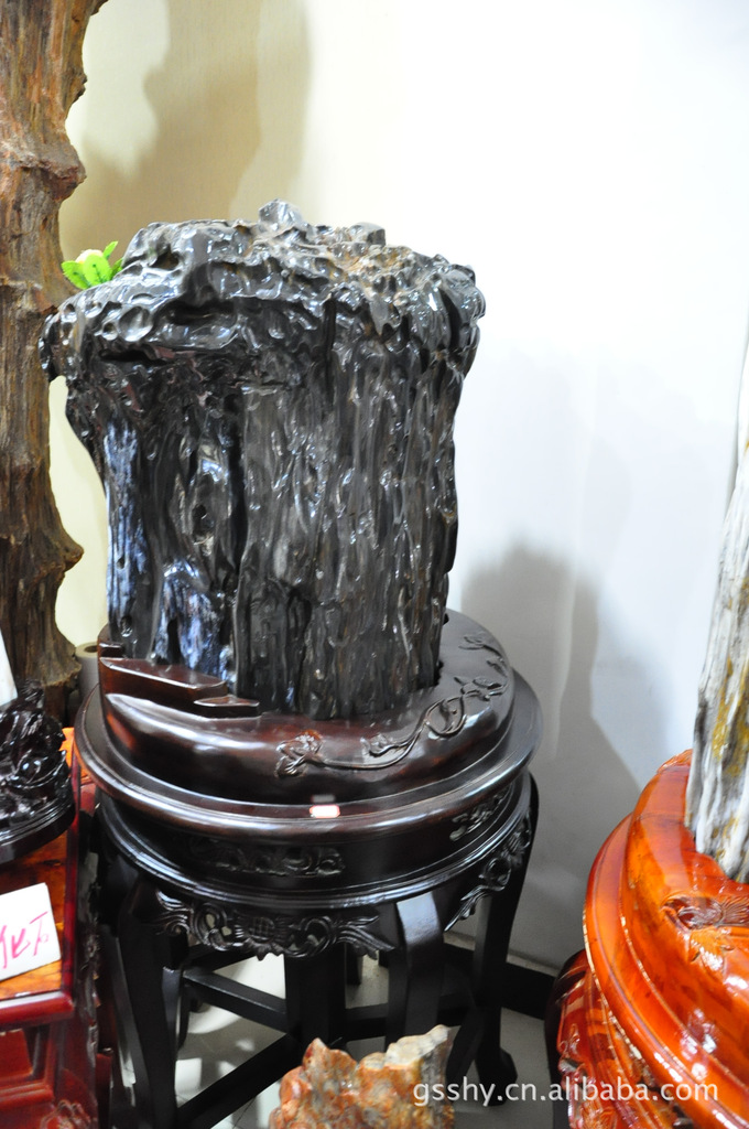 黑檀木化石 一对 华泰精彩木化石 硅化木 树化玉摆设展览之佳品