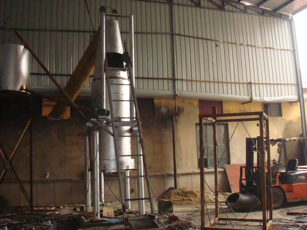 专业制造废电瓶冶炼炉,还原铅冶炼炉,废铅冶炼炉,废铜冶炼炉,本厂设备