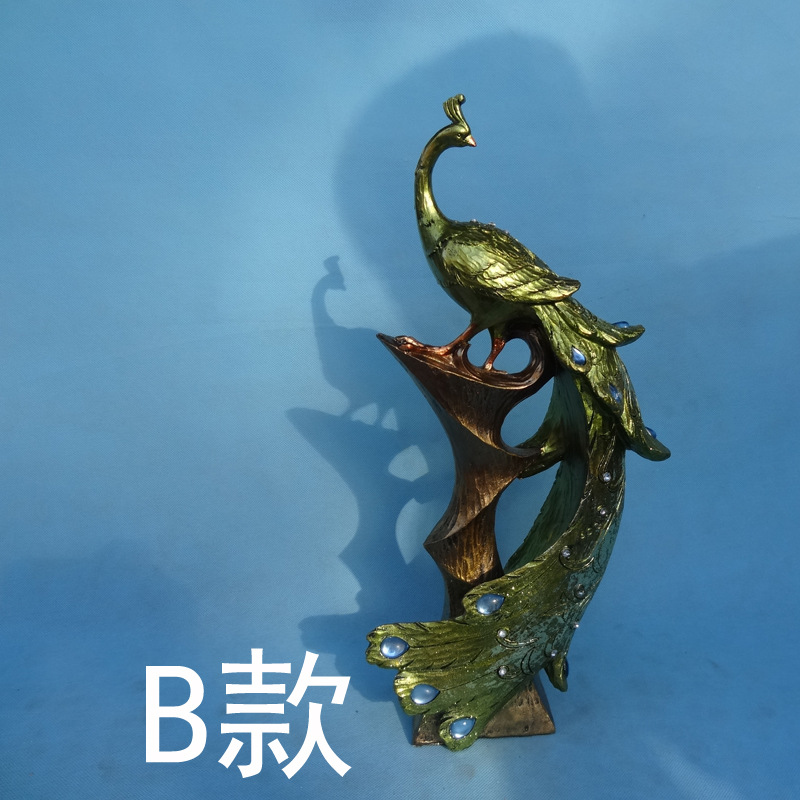 义乌工艺库存现货家居地摊动物系列双色树脂双色孔雀摆件3846