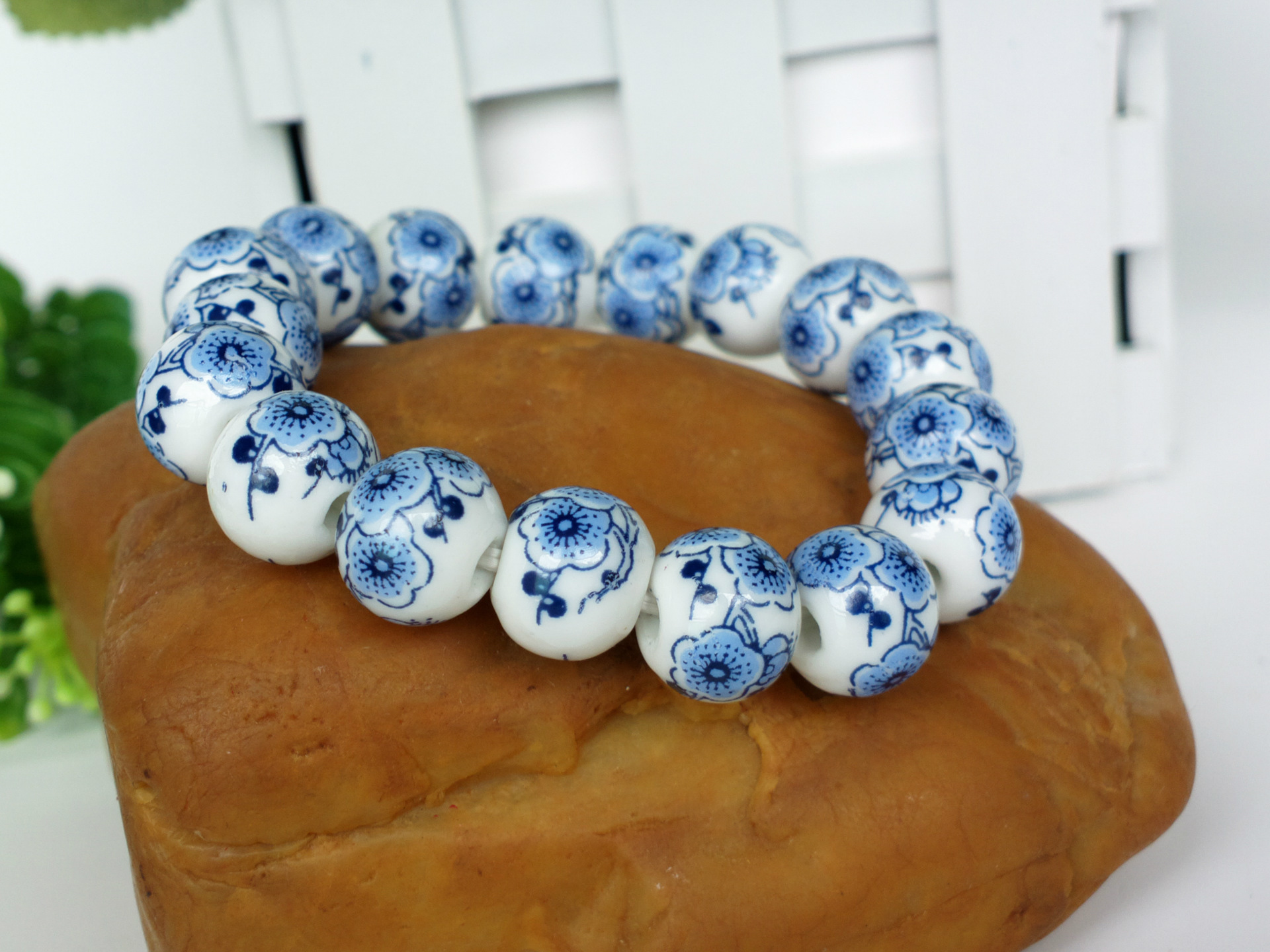 景德镇陶瓷饰品 青花高温烧制 美丽耐看 传统风格 陶瓷手链批发