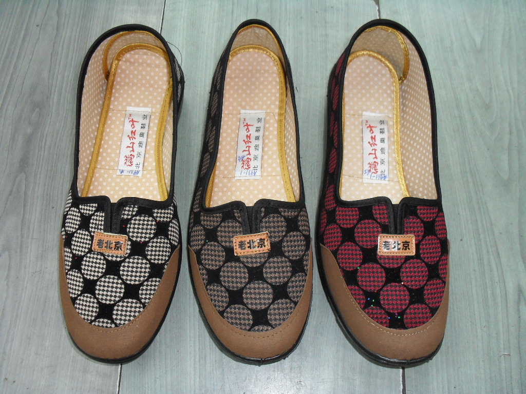 2013老北京布鞋 圆点小开口平底单鞋女鞋 中老年人妈妈鞋 休闲鞋