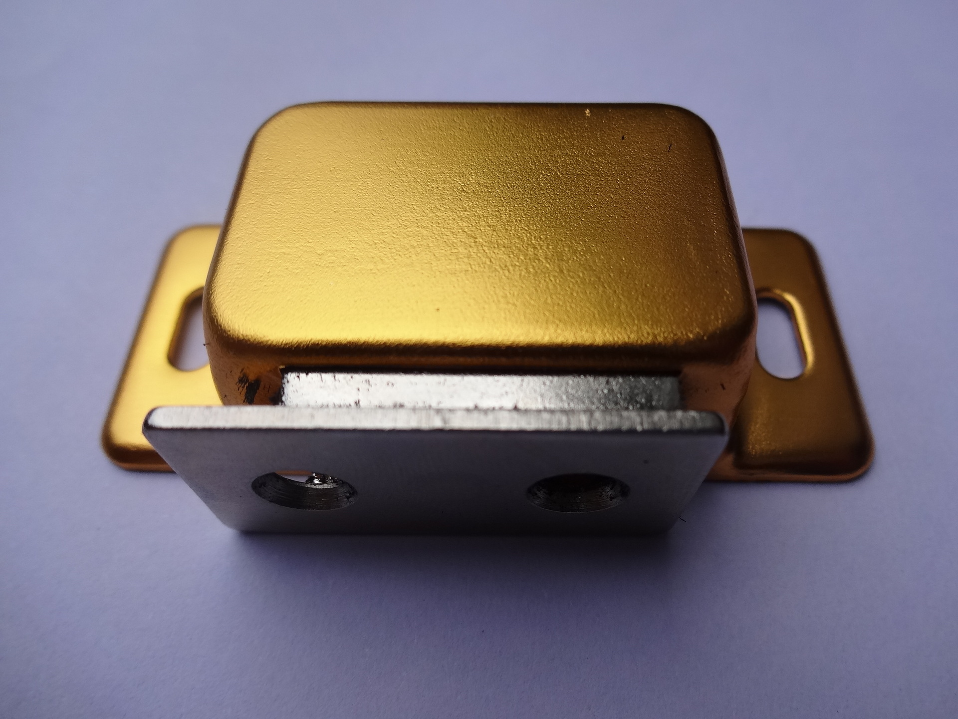 铝合金工业柜门磁吸丨磁碰c-100-b-2