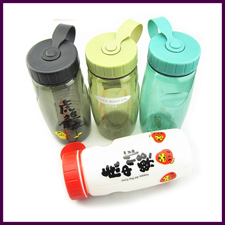 家居用品,母婴,玩具 餐饮用品 茶具 杯子 550毫升简约太空杯 卡通太空