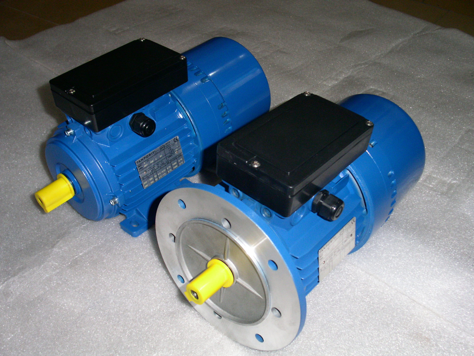 【厂家直销】ylj132-40/6 40nm力矩电机