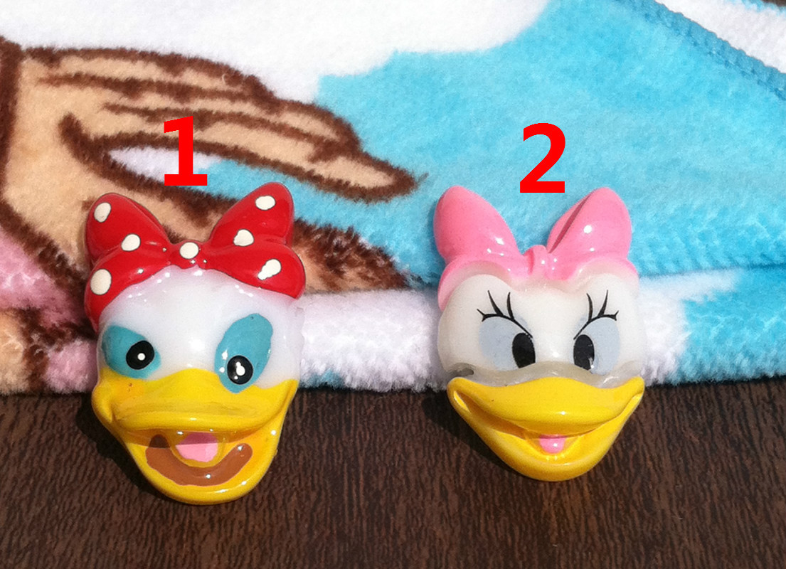 迪士尼卡通徽章胸针 立体树脂别针 diy配件 唐老鸭母款