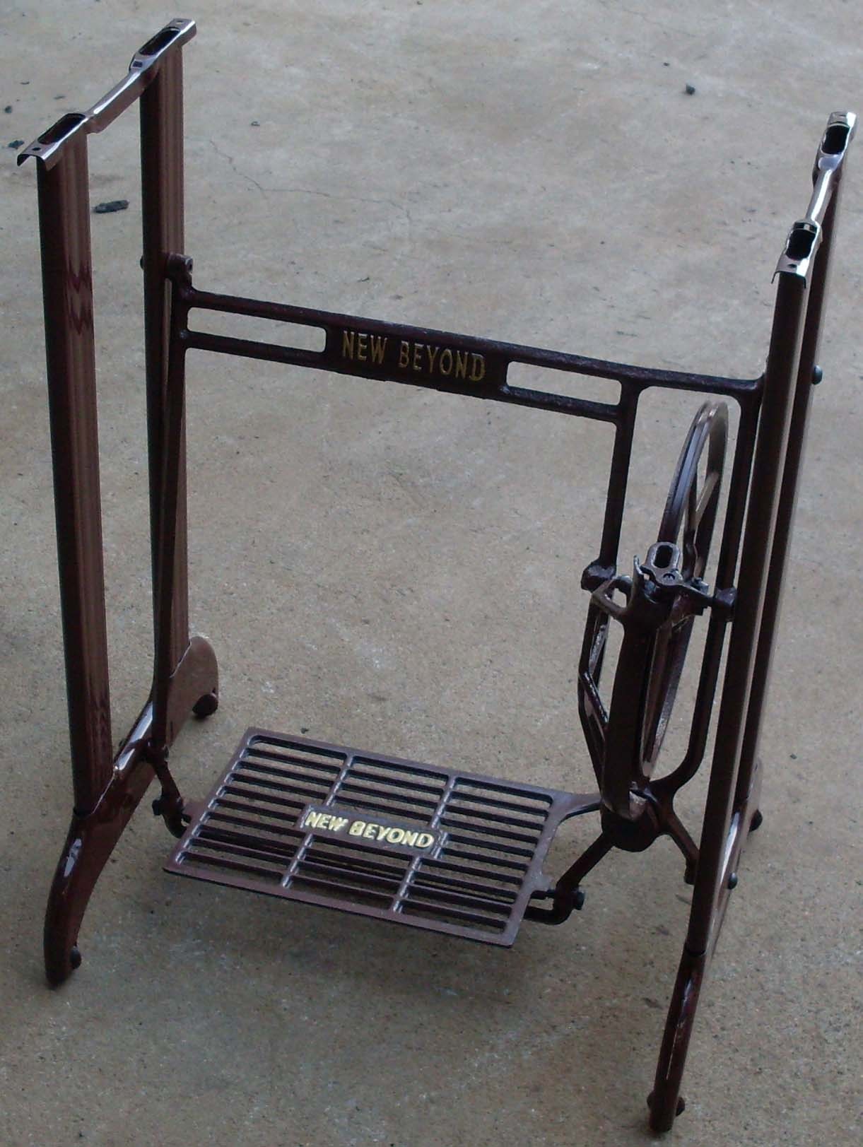 贝洋beyond缝纫机配件 缝纫机边脚机架 缝纫机铁铸架