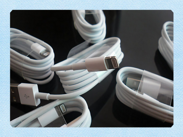 苹果iphone5数据线 8p一体头双屏蔽线 接近原装正品品质