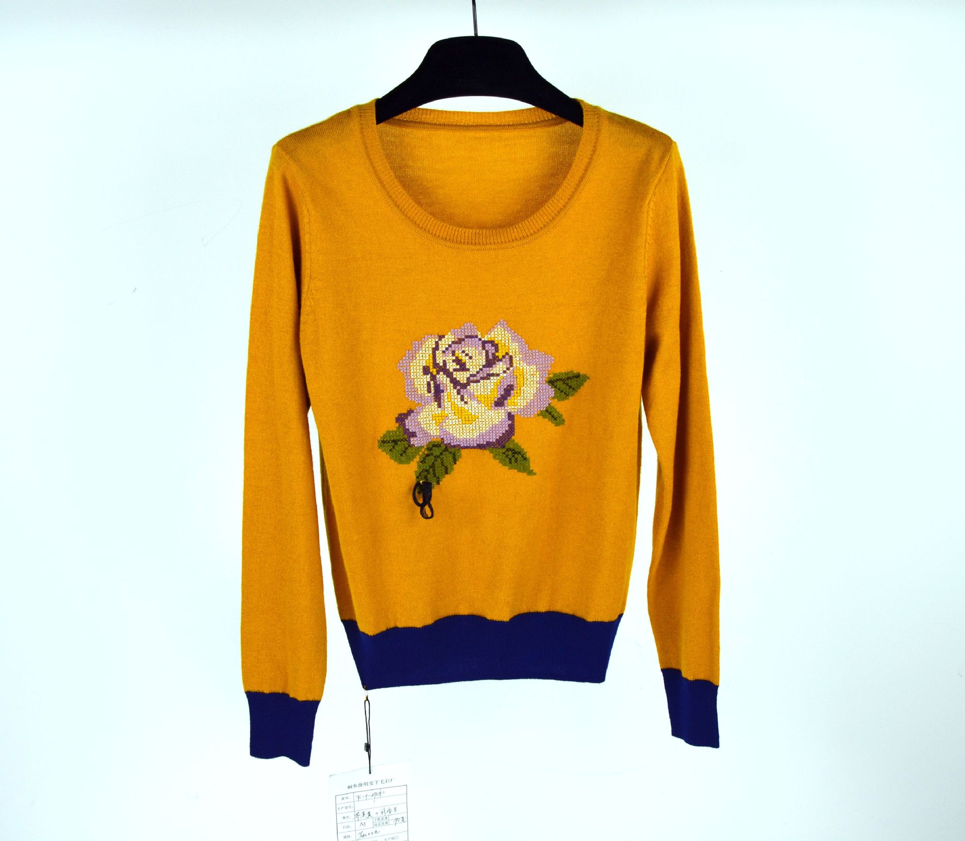 【新款订货 爆款玫瑰花图案针织衫】价格,厂家,图片,女式毛衣,杭州索