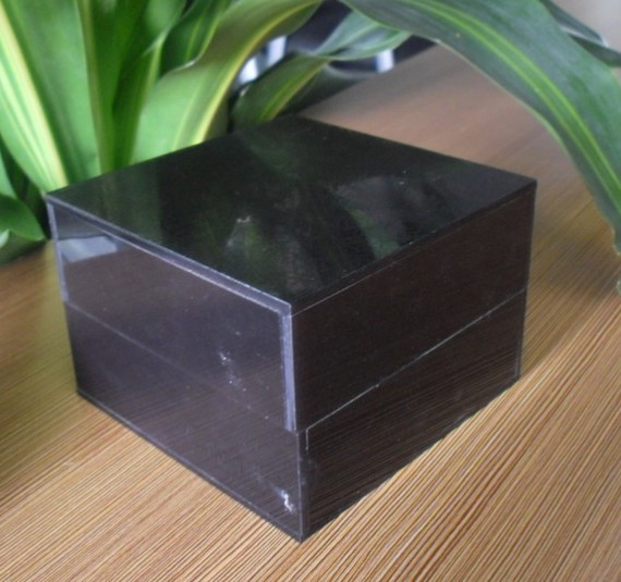 尺寸:30*30*14cm  4mm黑色亚克力 本厂生产各种款式的 茶叶包装盒
