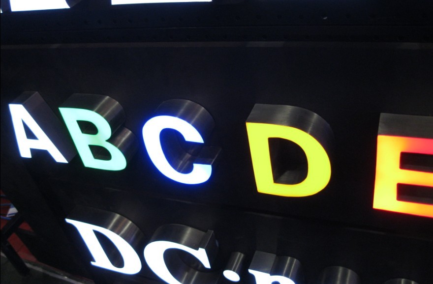 行业专用设备 广告,传媒设备 广告,展览设备 广告牌 上海三面发光字