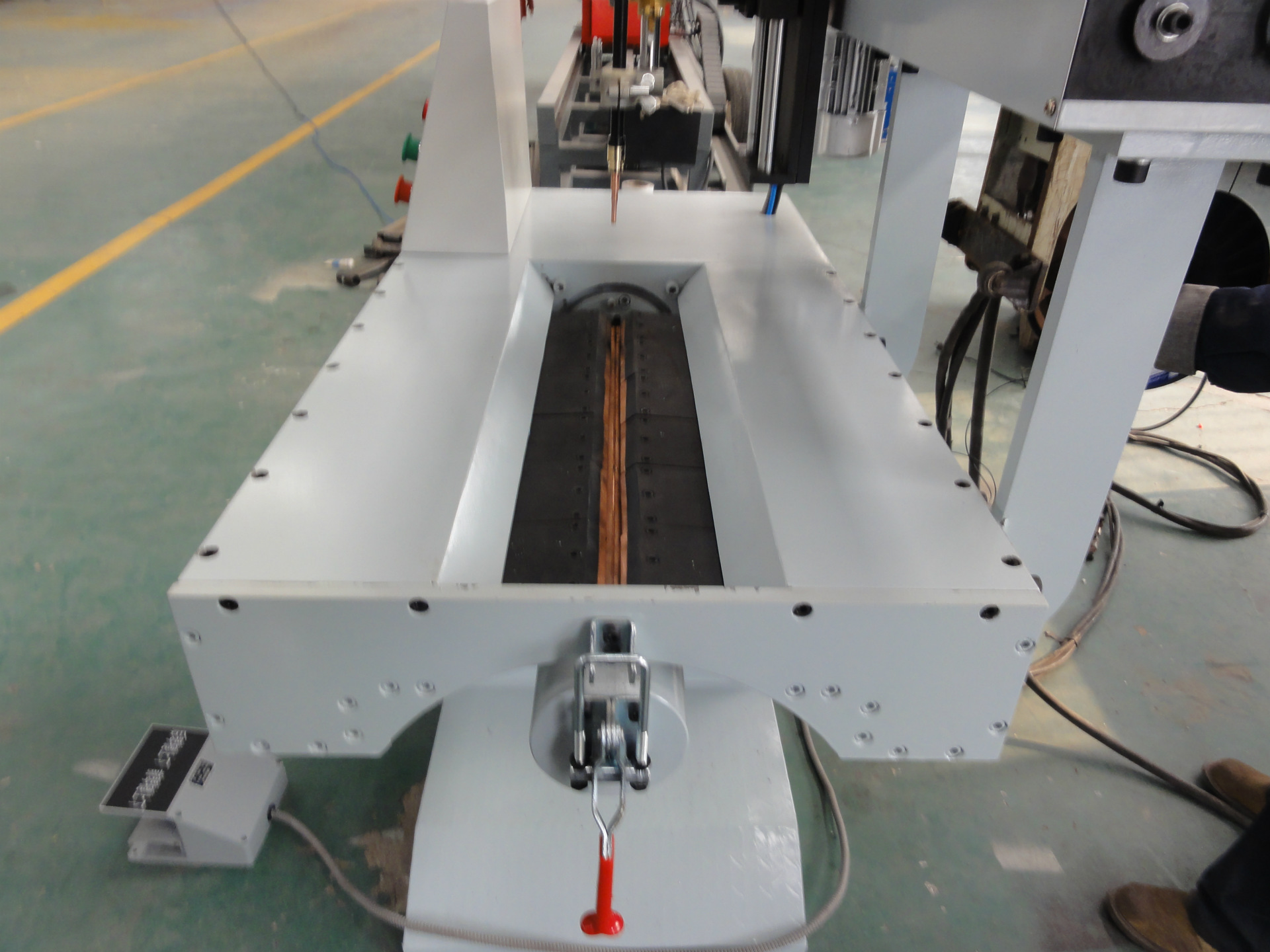 直缝自动焊接专机