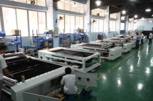 宏山激光 300W 激光切割机 300W激光切割机价位