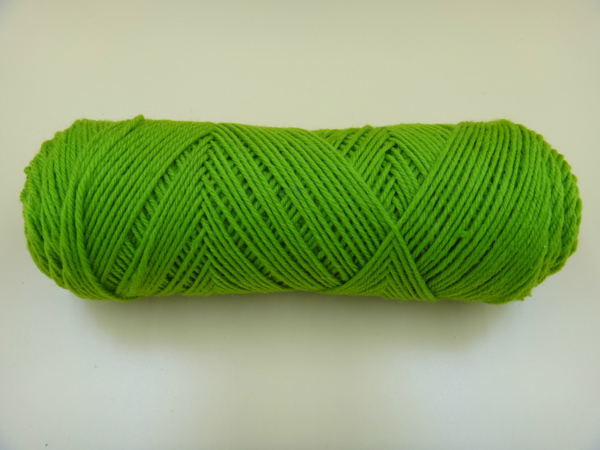 腈纶线,晴纶线,围巾线,厂家直销,来样定做