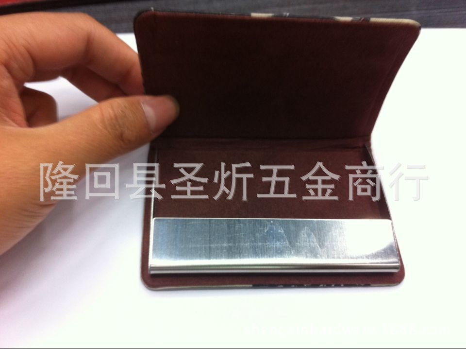 苍南工艺品加工行业的动态视角