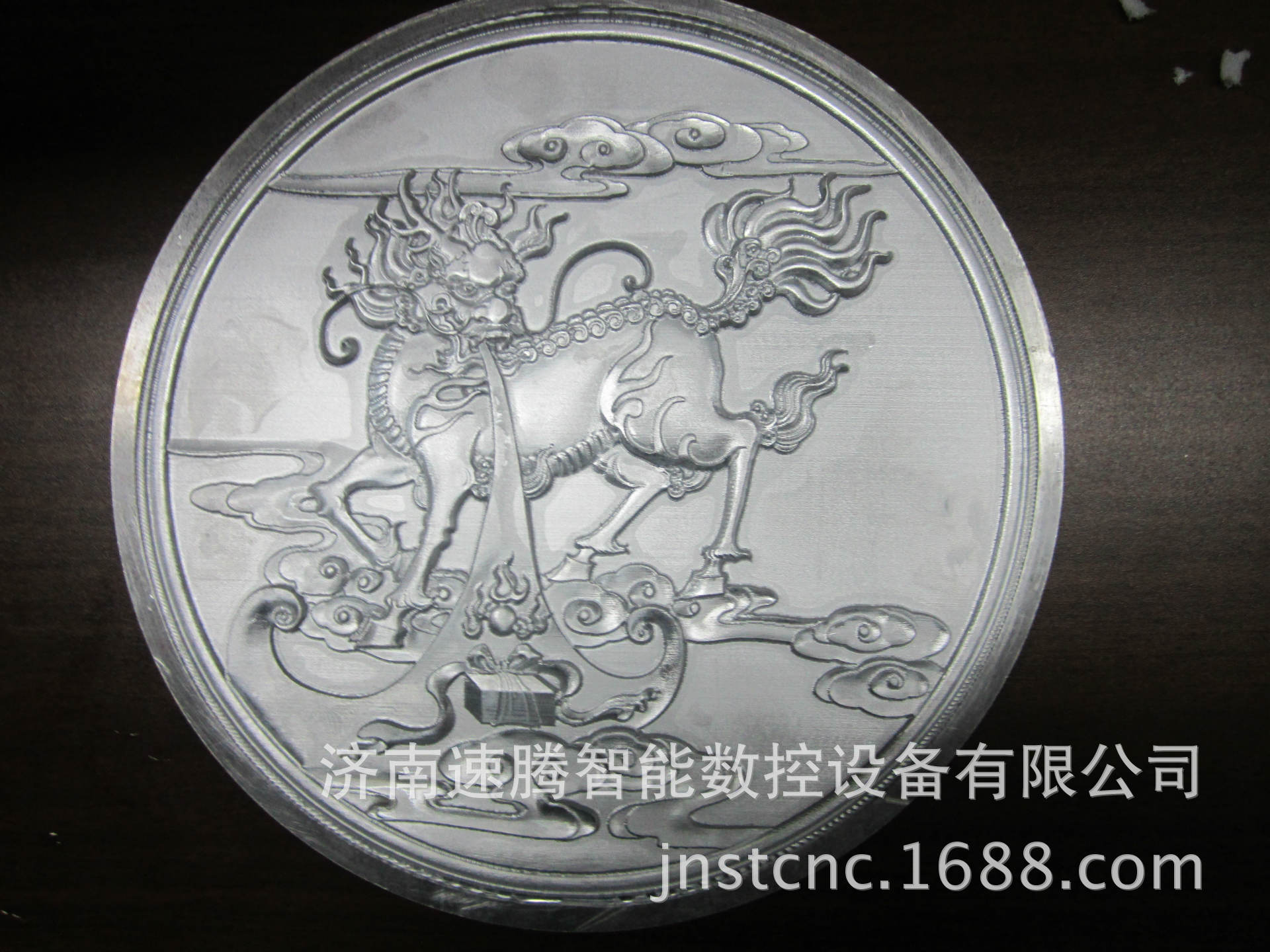 【CNC雕刻机金属雕刻机模具雕刻机玉器雕刻机】价格