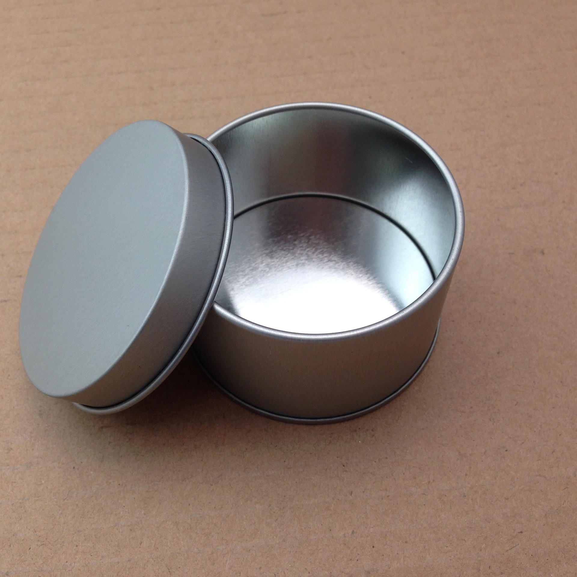 供应马口铁小圆罐/小饰品罐/厂家直销