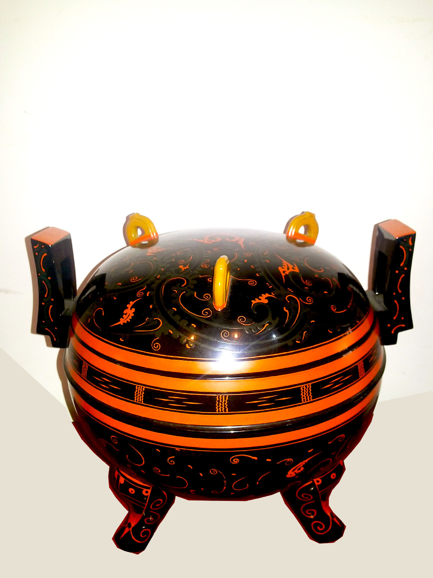 批发采购漆器工艺品-已故名家制作仿古漆器:仿马王堆针刻漆鼎批发采购