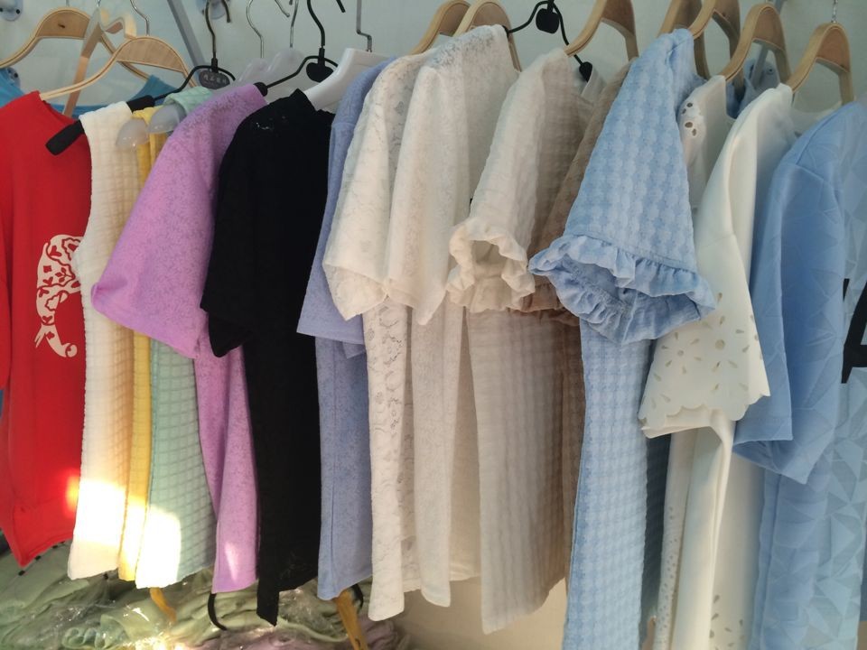 外贸原单韩版女装低价清仓处理女士库存短袖上衣尾货批发t恤衣服