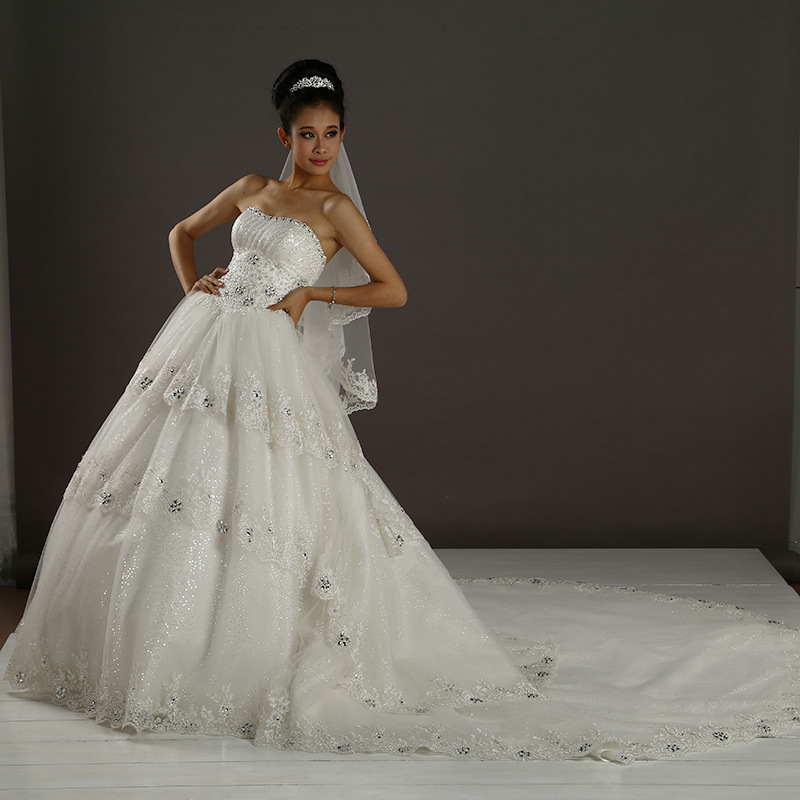 定制高档长尾拖地婚纱 豪华钉珠花朵抹胸新娘结婚欧美婚纱批发