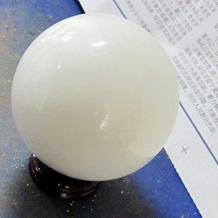 天然招财辟邪 白色夜光石夜明珠球 摆件 东海水晶原石 辟邪6cm