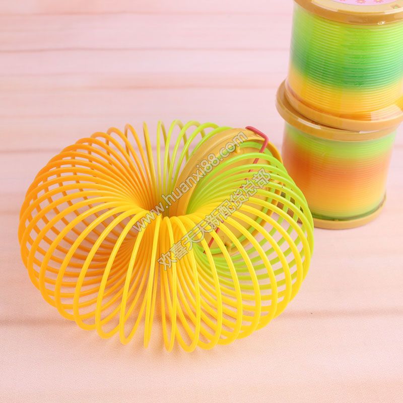 创意拉环大号魔力彩虹圈 彩圈塑料弹簧圈怀旧玩具批发