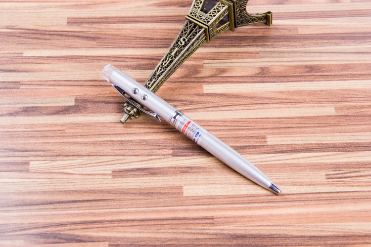 10mw4合1红激光笔led红外线照明 激光教鞭 写字白灯带闪