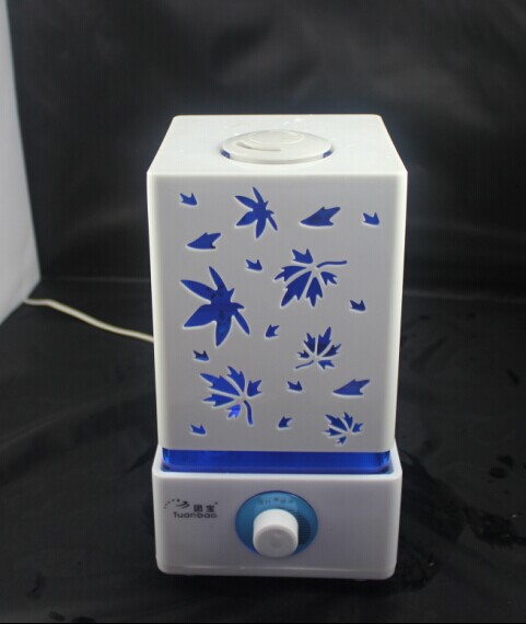 供应2014年新款梦幻蝶花加湿器  超声波加湿器是采用超声波高频振荡器