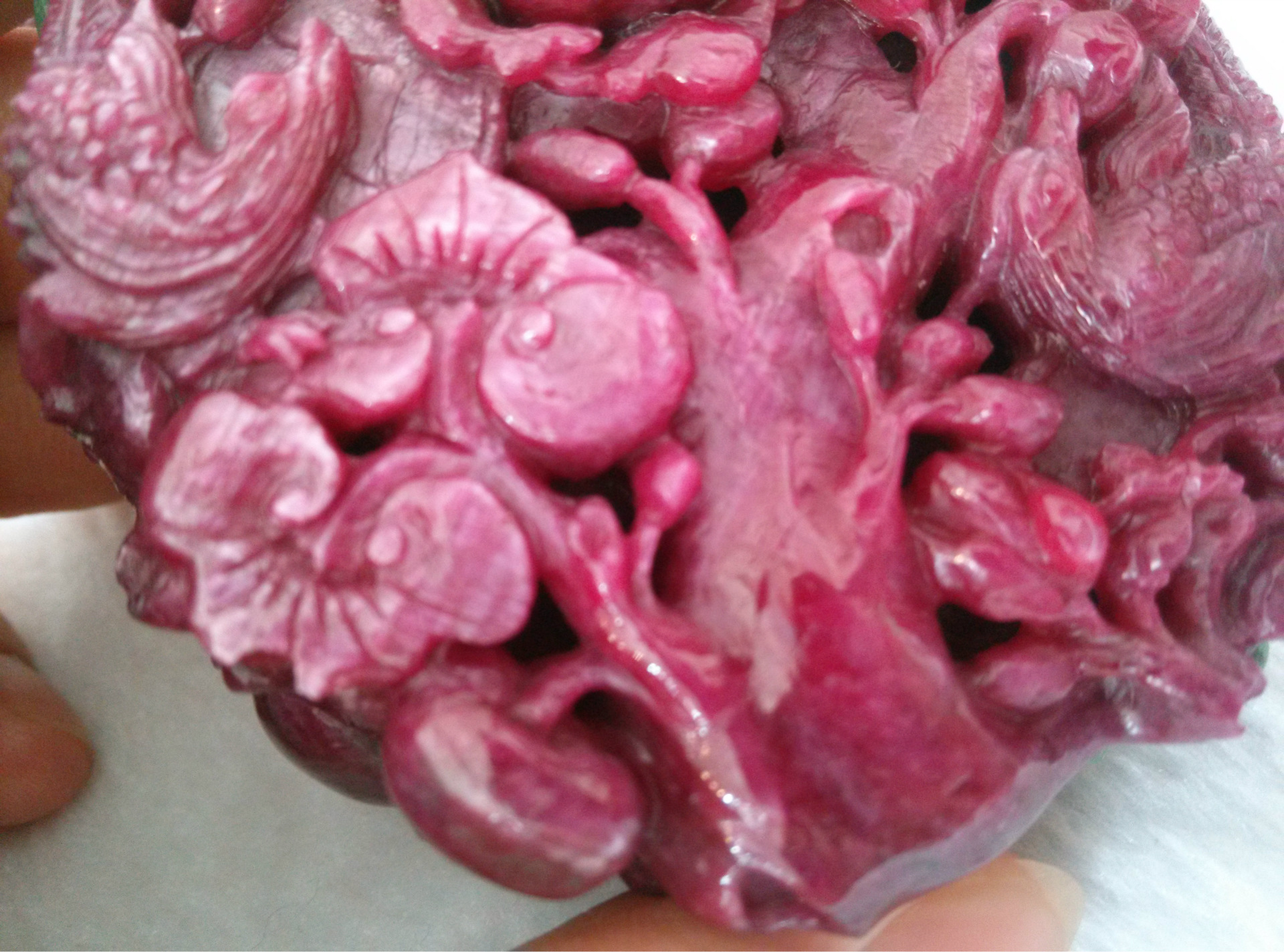 厂价供应 缅甸红绿宝凤凰戏牡丹 天然无处理 红绿宝雕件