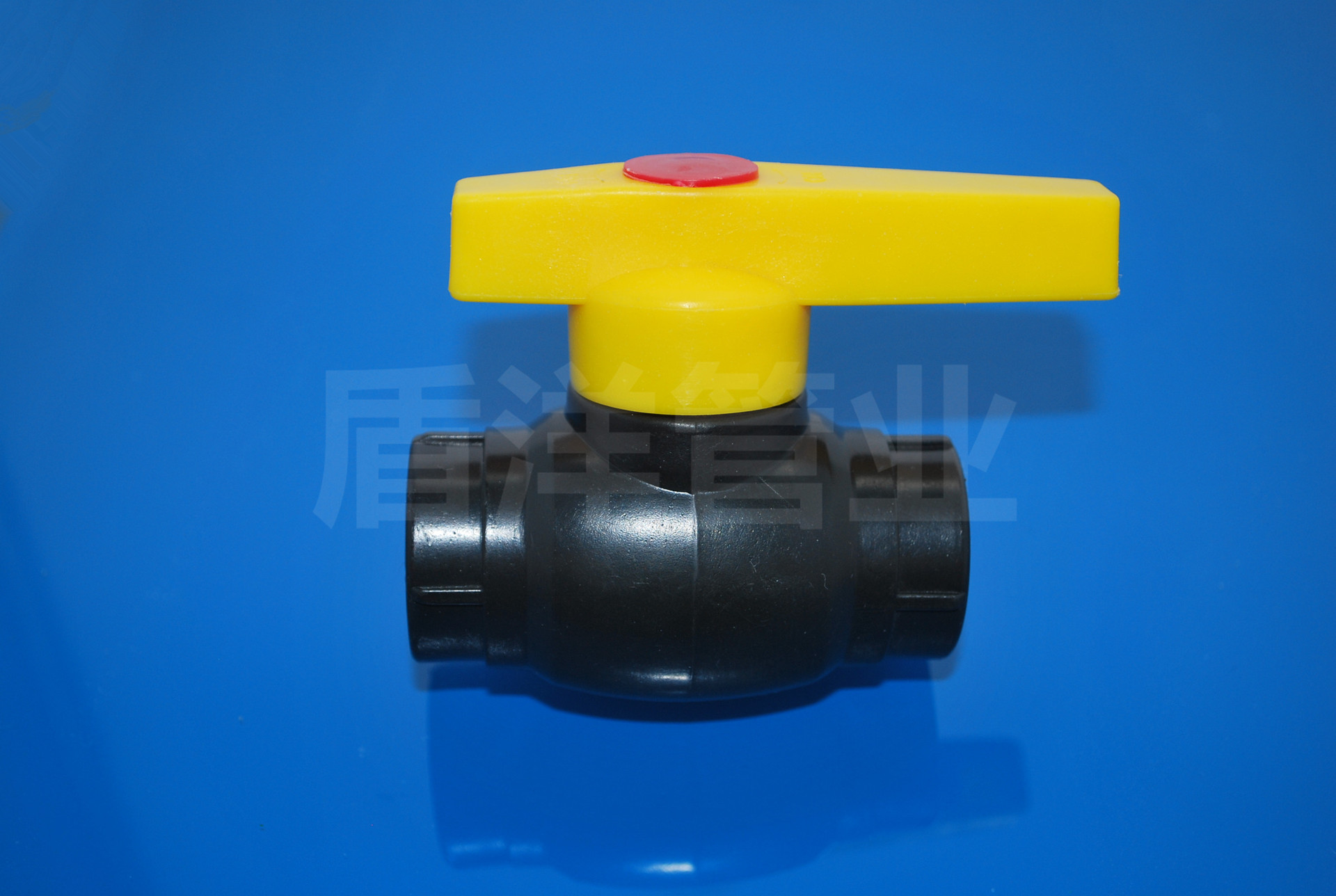 厂家直销 pe管配件管材pe球阀pe阀门pe钢芯球阀