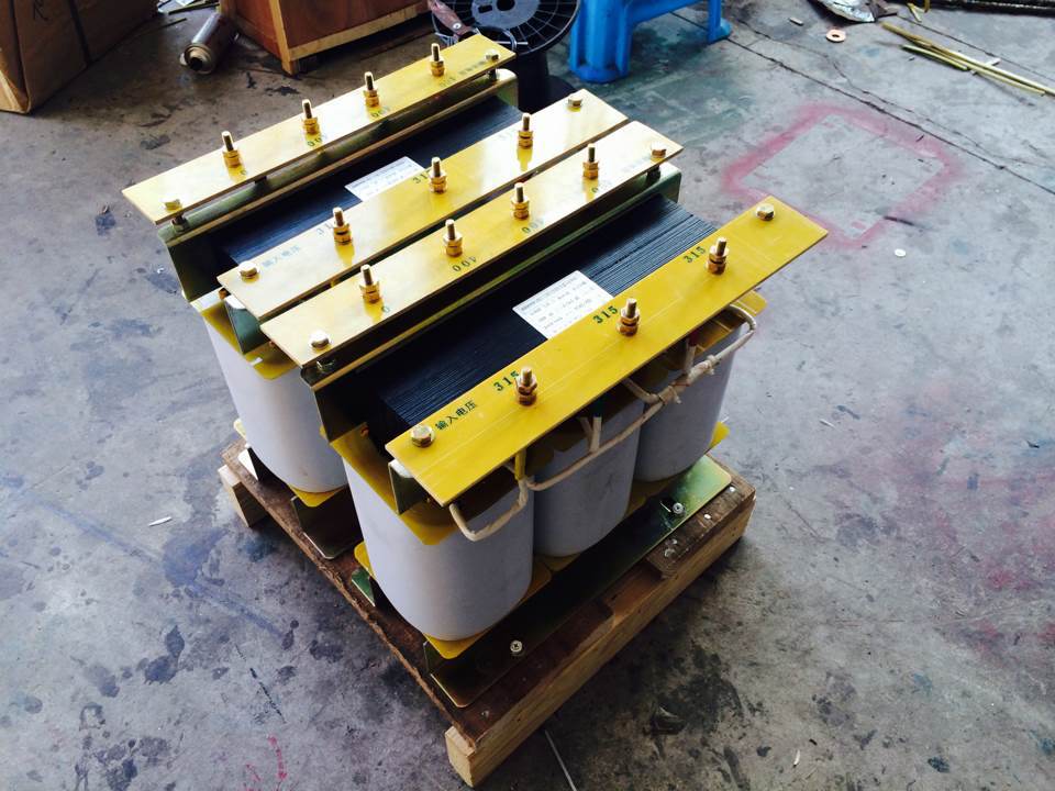 【供应】 三相隔离变压器 三相干式控制变压器 质优价廉