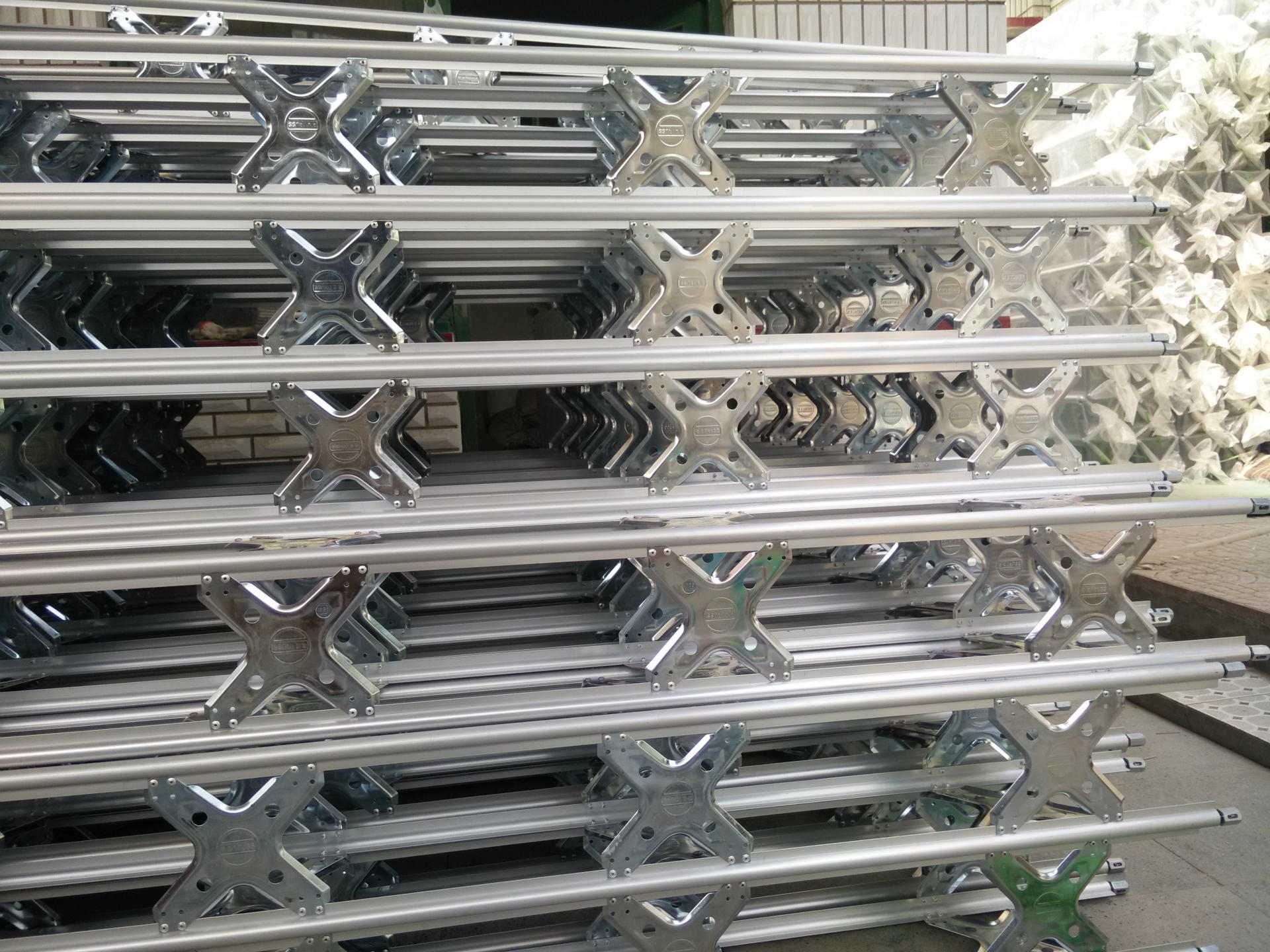 region-detail-title 展示架厂家 桁家批发 铝合金蝴蝶桁架 舞台背景