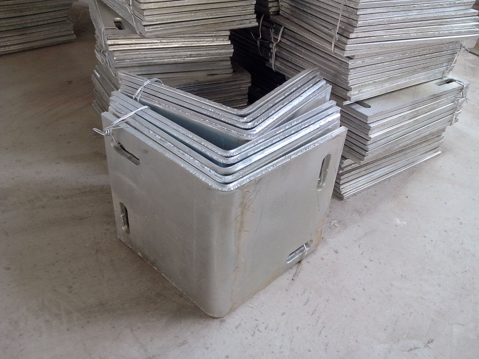 厂家自产自销幕墙配件 冷镀锌 热镀锌角码 来图来样定做各种角码