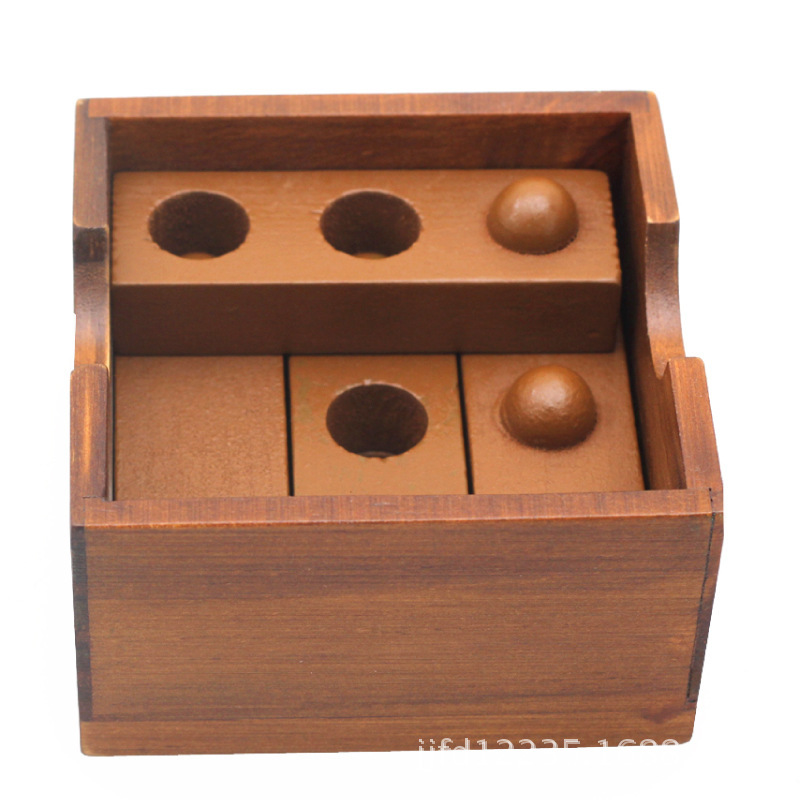 叮当木新款 儿童益智九孔珍珑盒木制玩具厂家批发