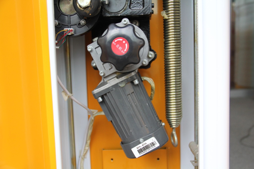 道闸内部结构图