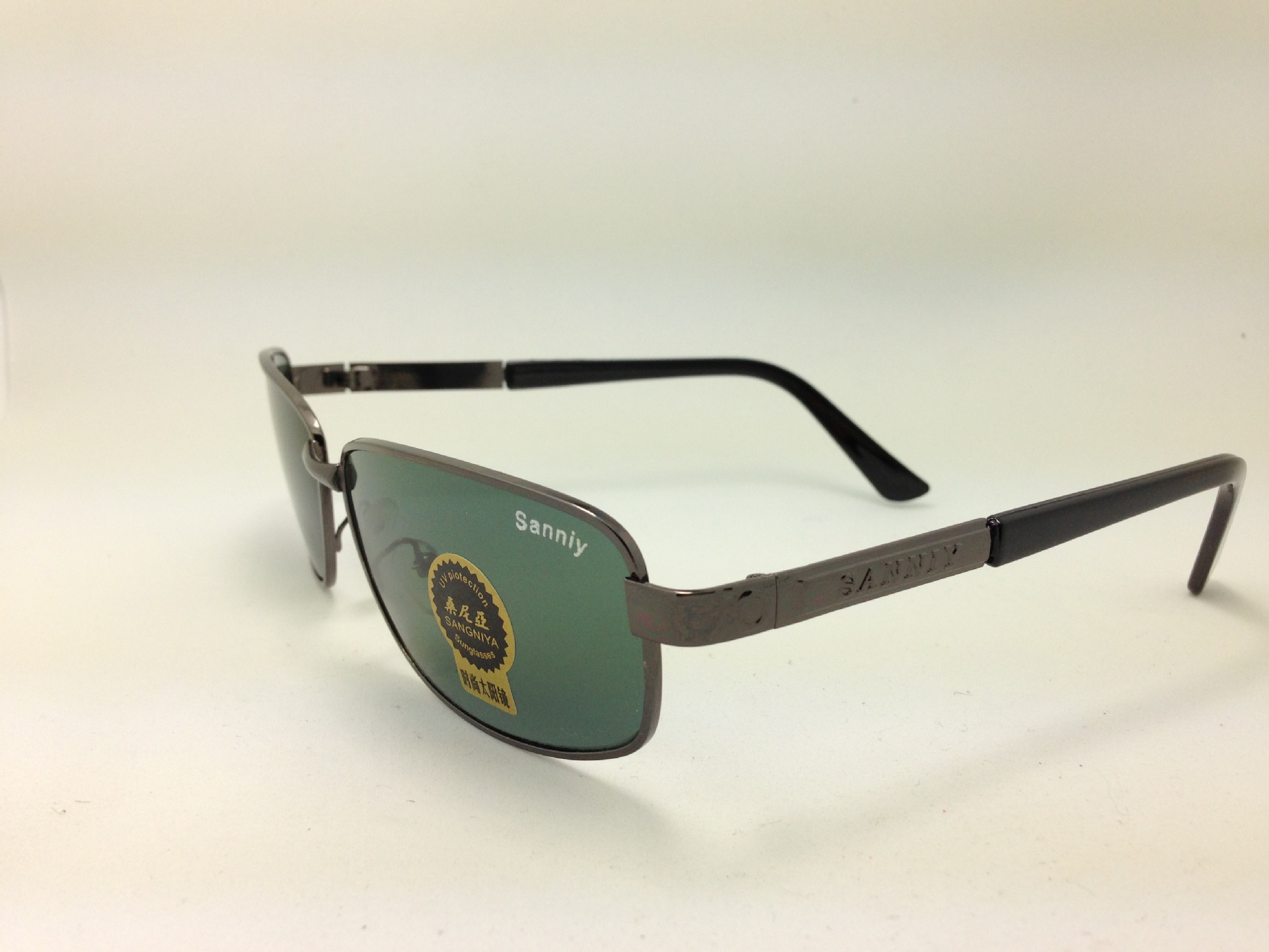 批发2014年最新款热卖时尚款钢化玻璃片桑尼亚