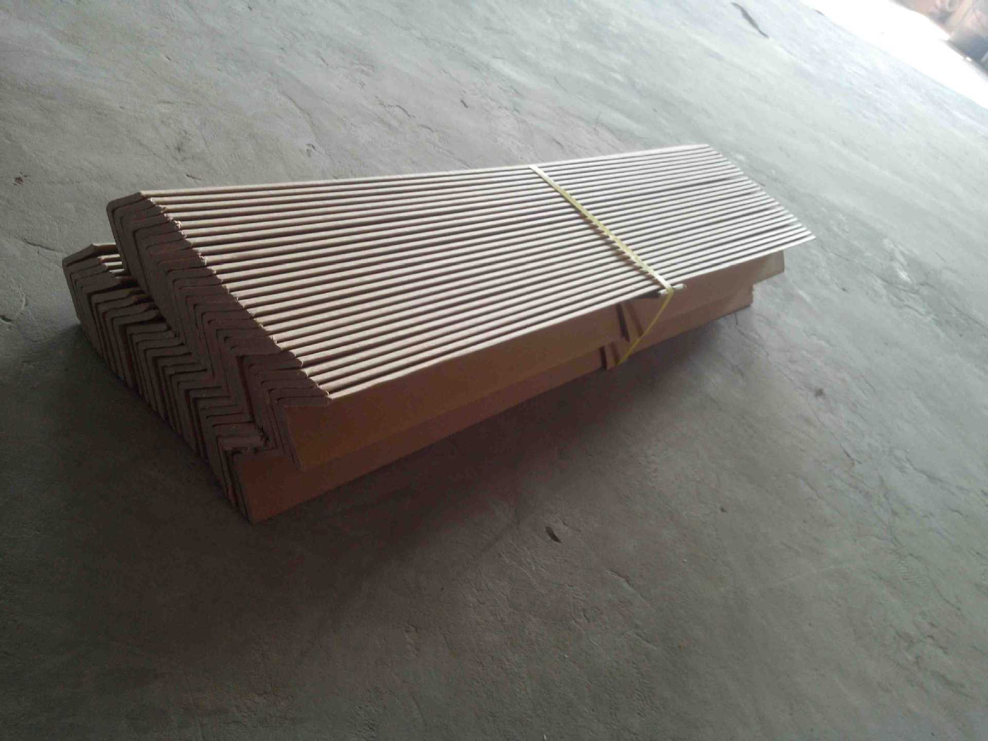 供应纸护角 陕西大量出口 托盘纸护角 批量生产