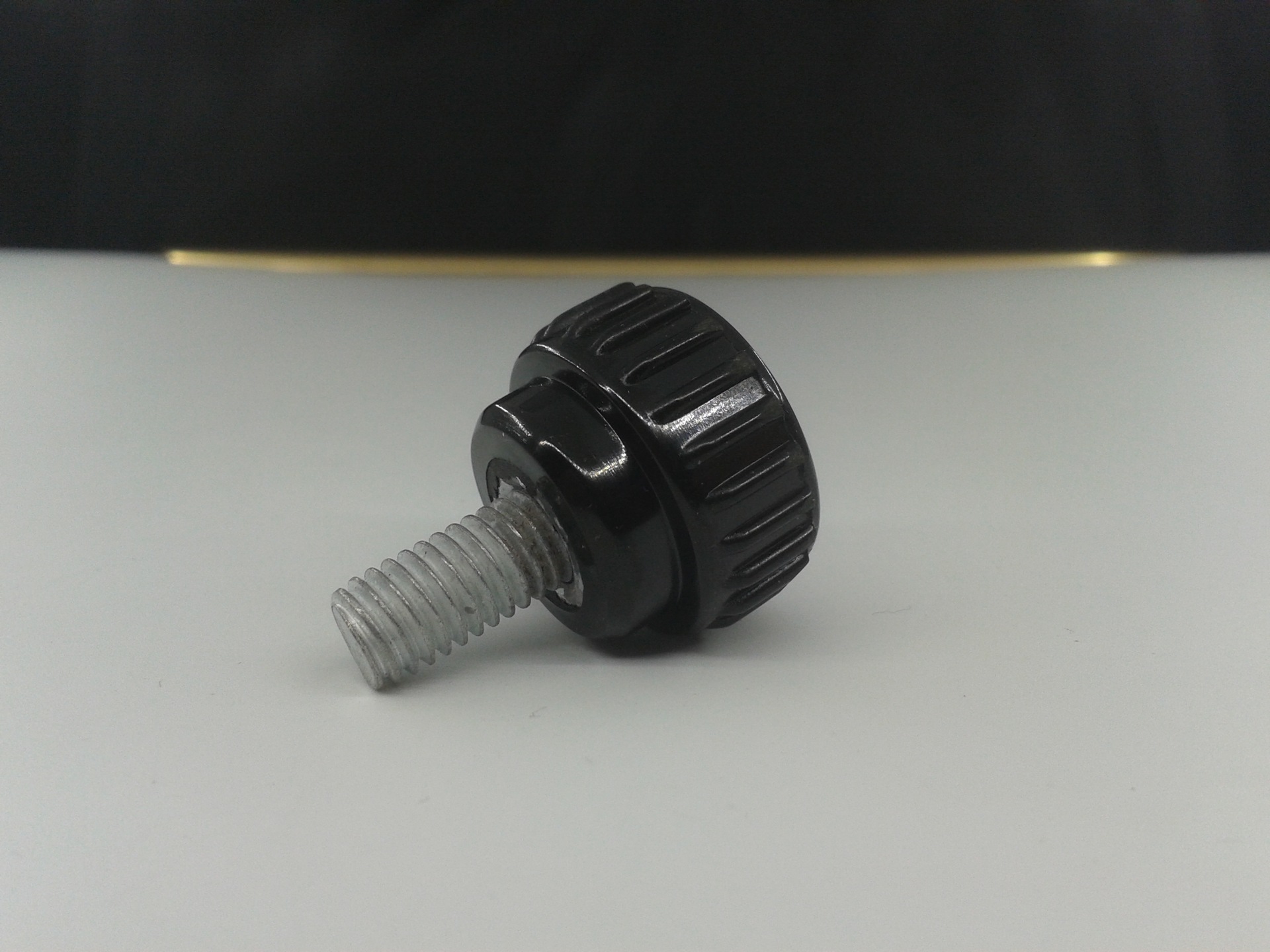 胶木外螺纹滚花旋钮p2751w9