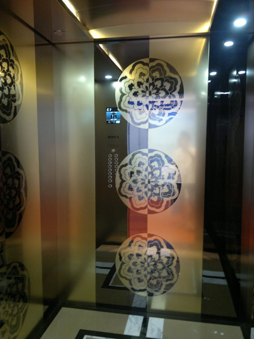 定制夜总会不锈钢玫瑰金电梯门,ktv雕花电梯门