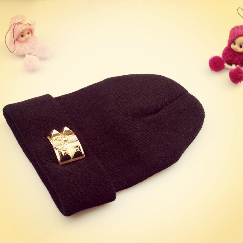 柯震东秋冬季新款帽子 男女士针织毛线帽 金色长方形铁标帽子