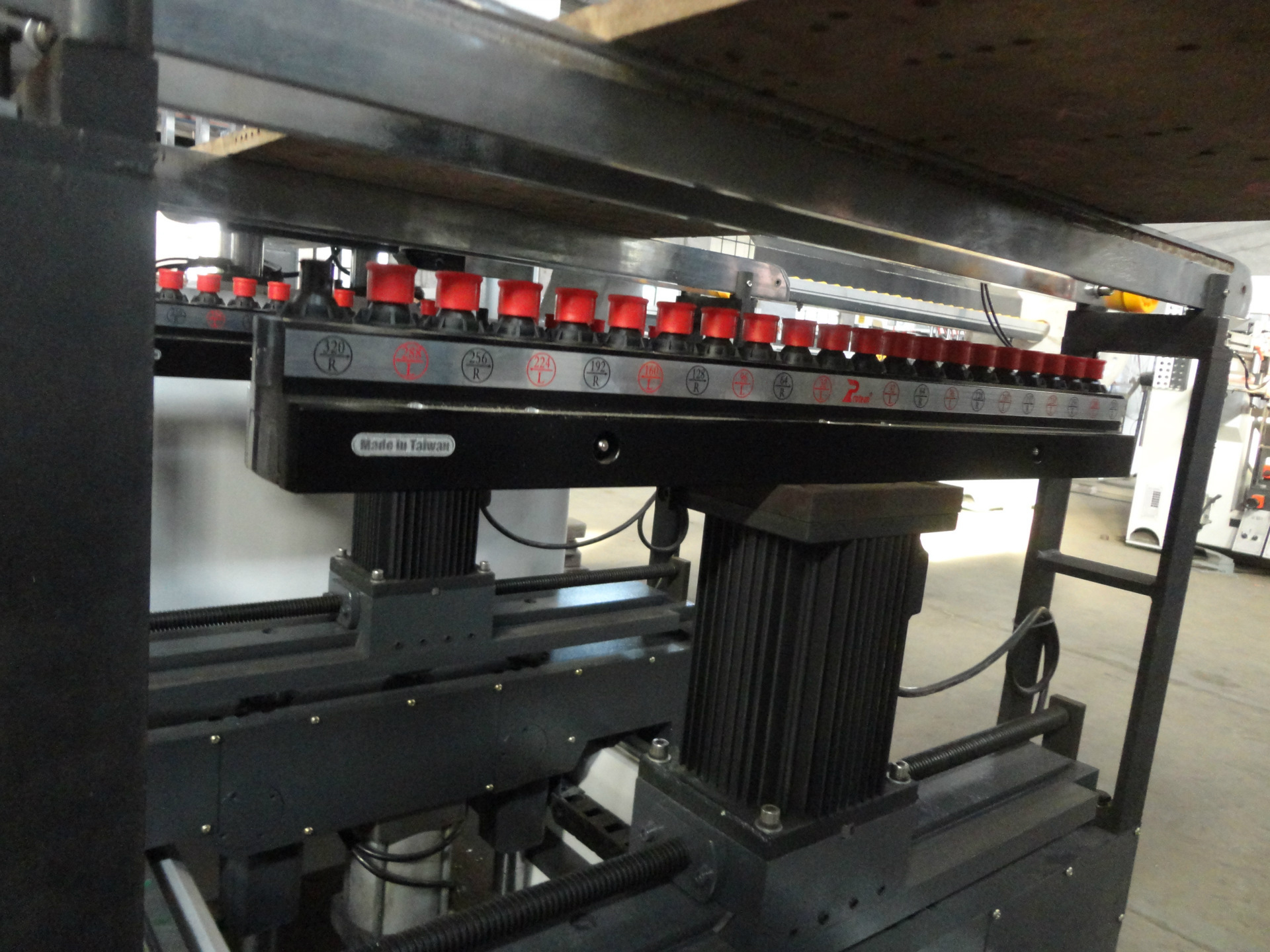 厂家直销 木工机械设备 木工排钻 木工四排钻 mz73214