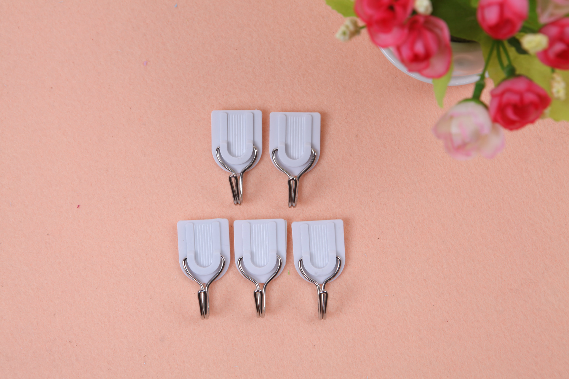 【209白色u型粘钩 塑料创意粘钩 多用强力挂钩 墙壁挂衣钩超粘5个装】