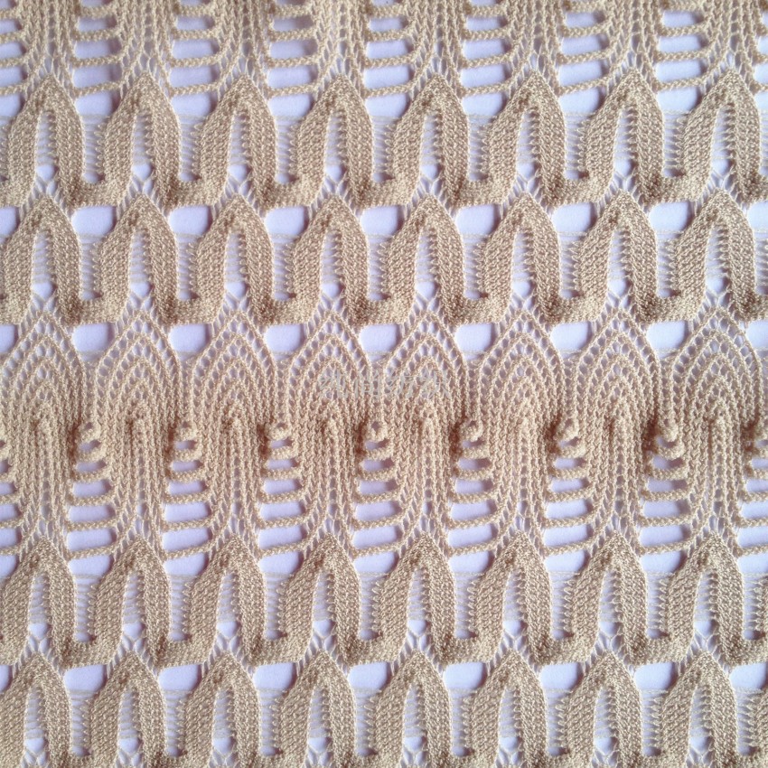 提花蕾丝针织面料 经编蕾丝面料