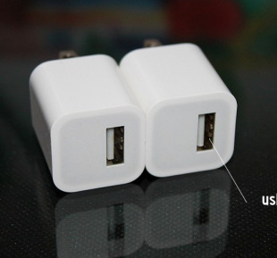 白色usb插头