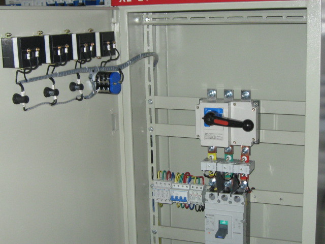 配电柜常用电气配件图片