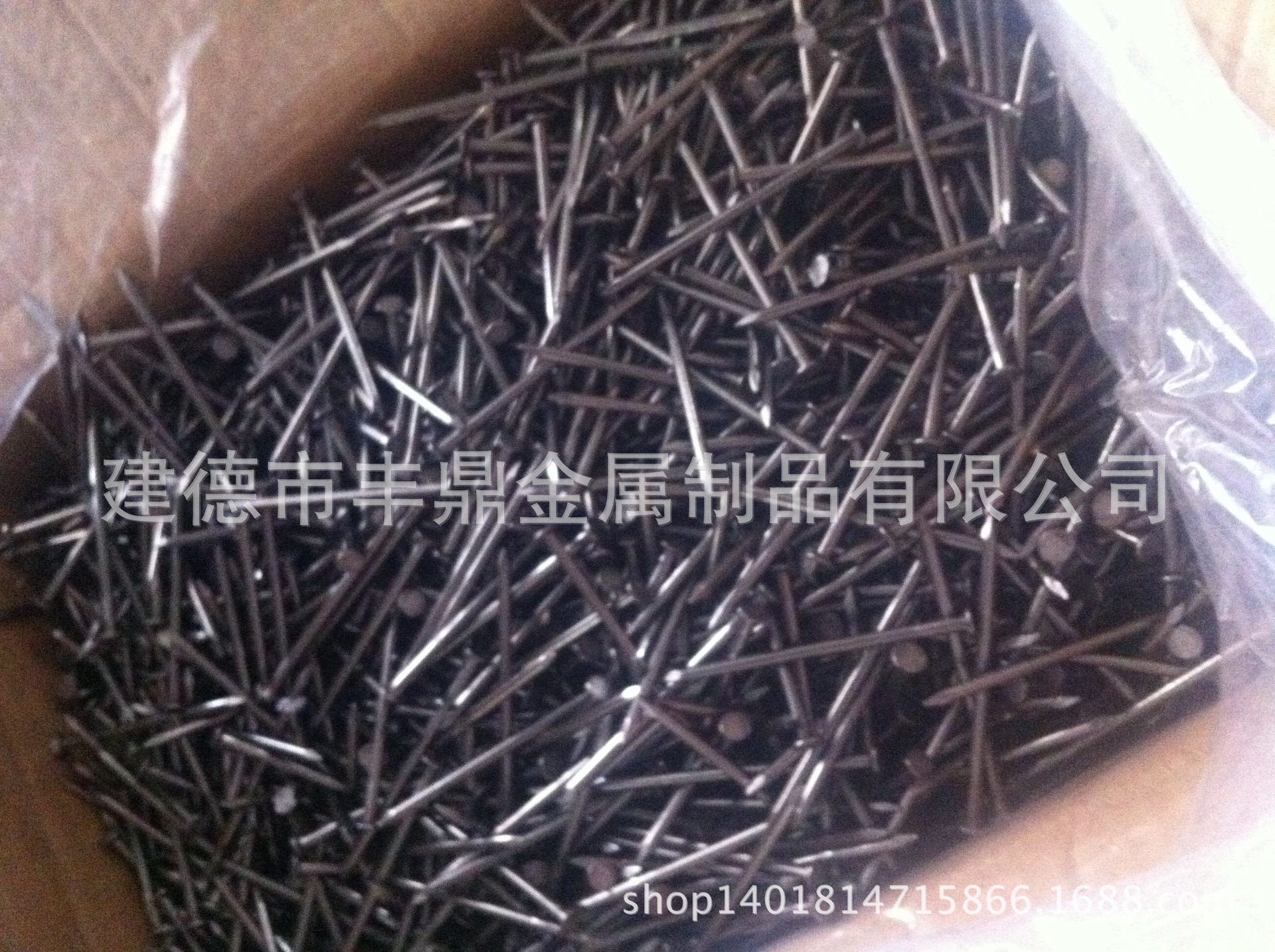铁钉抛光需要什么原料,给铁制品抛光用什么,碳钢振动抛光液配方_大山谷图库